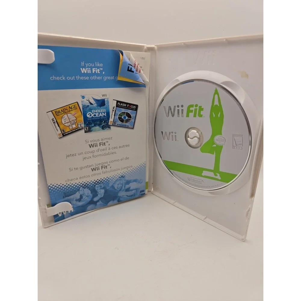Wii Fit (Nintendo Wii, 2008) - European Version